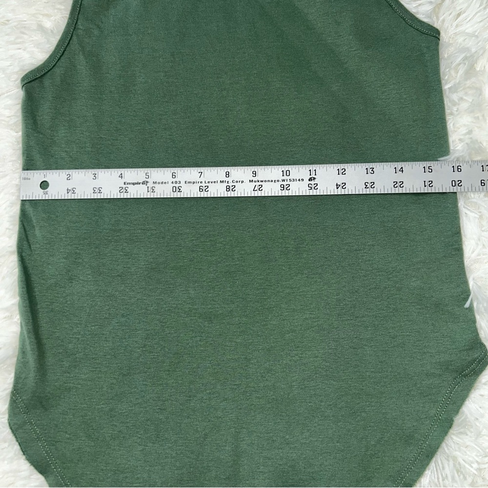 Free People Green Sleeveless Muscle Tee with Mandarin Collar Athleisure Lux - Picture 8 of 9